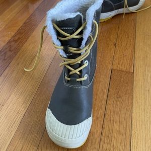 Ladies insulated keen boots great condition size 6